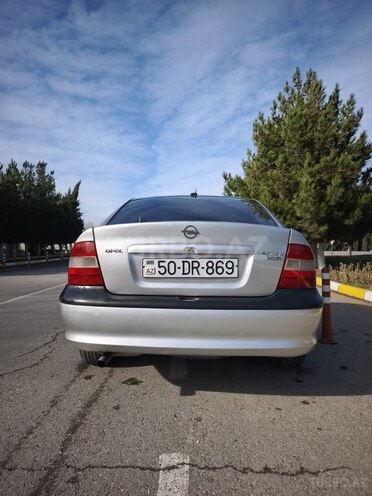 Opel Vectra 1996, 145,000 km - 1.8 l - Bakı