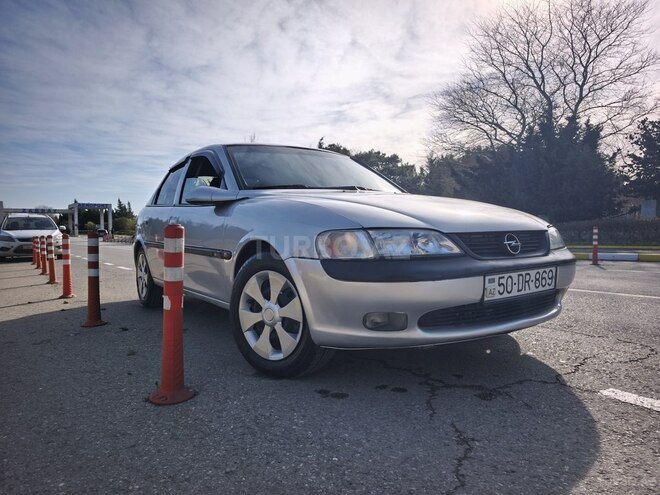 Opel Vectra 1996, 145,000 km - 1.8 l - Bakı
