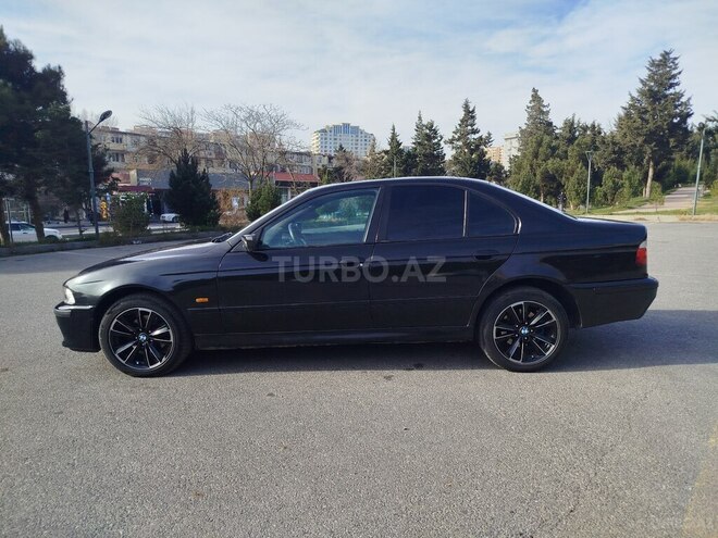BMW 523-5