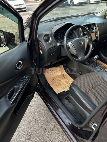 Nissan Note-5