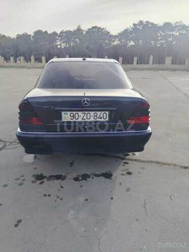 Mercedes C 200 1998, 327,946 km - 2.2 l - Bakı