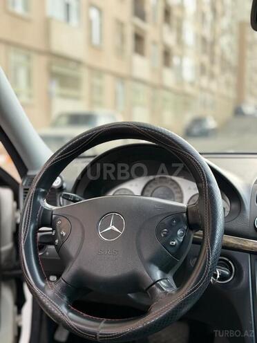 Mercedes E 240 2005, 335,000 km - 2.6 l - Bakı