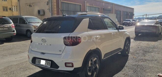 Hyundai Venue 2024, 30,000 km - 1.6 l - Bakı