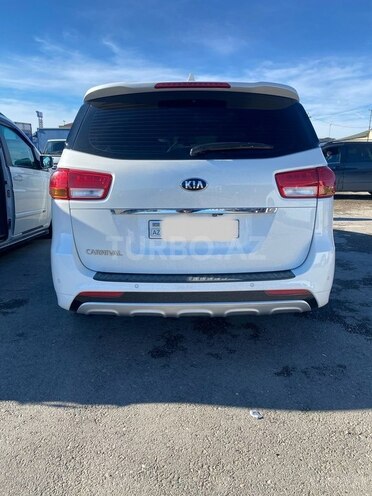 Kia Carnival 2015, 197,000 km - 2.2 л - Sumqayıt
