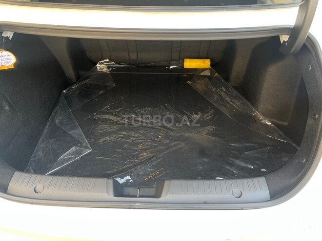 Changan Qiyuan A05 2025, 22,000 km - 1.5 л - Bakı