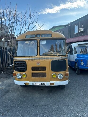 PAZ 672-1