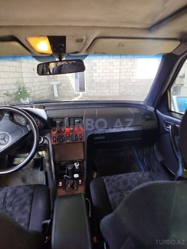 Mercedes C 220 1999, 400,000 km - 2.2 l - Salyan