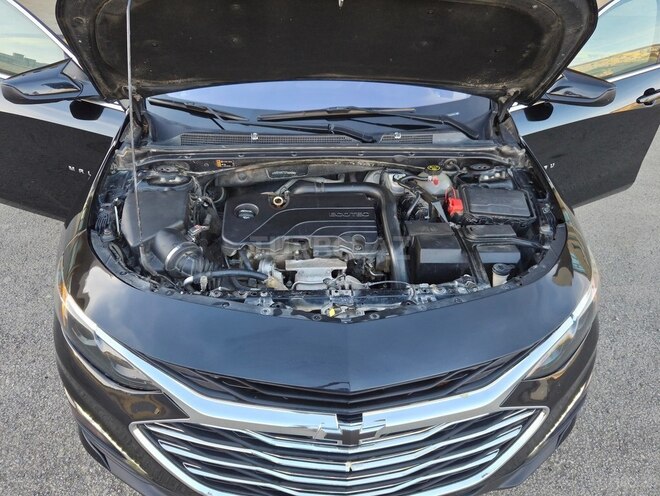 Chevrolet Malibu-5