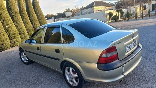 Opel Vectra 1996, 300,000 km - 1.8 l - Bakı