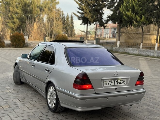 Mercedes C 240 1999, 284,698 km - 2.6 l - Sabirabad