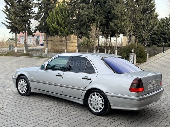 Mercedes C 240 1999, 284,698 km - 2.6 l - Sabirabad