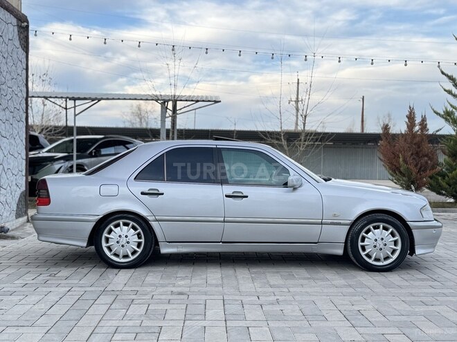 Mercedes C 240 1999, 284,698 km - 2.6 l - Sabirabad