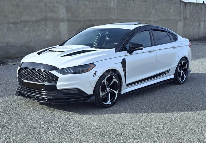 Ford Fusion (North America) 2017, 158,400 km - 2.0 л - Bakı
