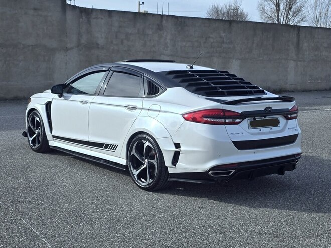 Ford Fusion (North America) 2017, 158,400 km - 2.0 л - Bakı