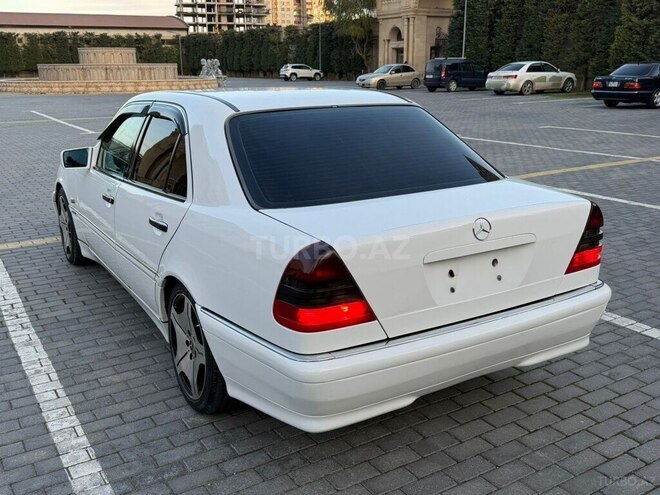 Mercedes C 240 2000, 310,000 km - 2.4 l - Bakı