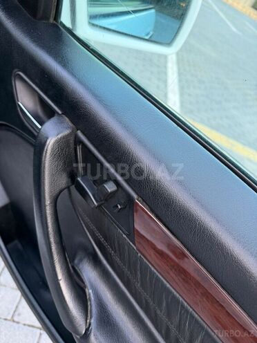 Mercedes C 240 2000, 310,000 km - 2.4 l - Bakı
