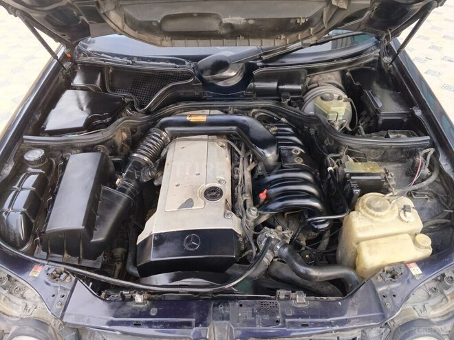 Mercedes E 280 1996, 325,654 km - 2.8 l - Gəncə
