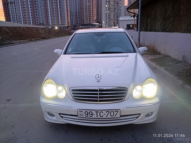 Mercedes C 230 2006, 299,000 km - 2.5 l - Bakı