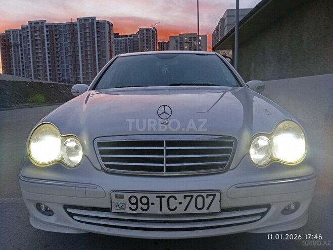 Mercedes C 230 2006, 299,000 km - 2.5 l - Bakı