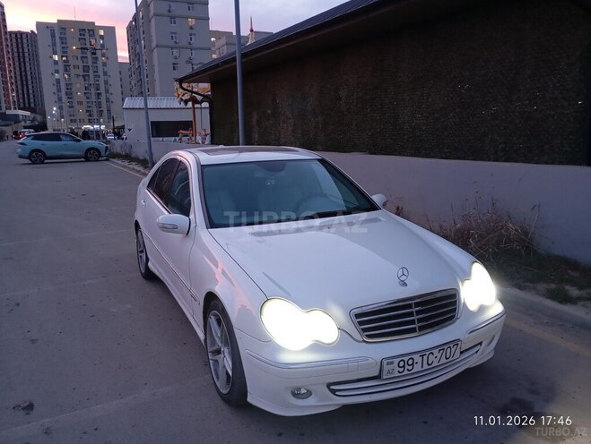 Mercedes C 230 2006, 299,000 km - 2.5 l - Bakı