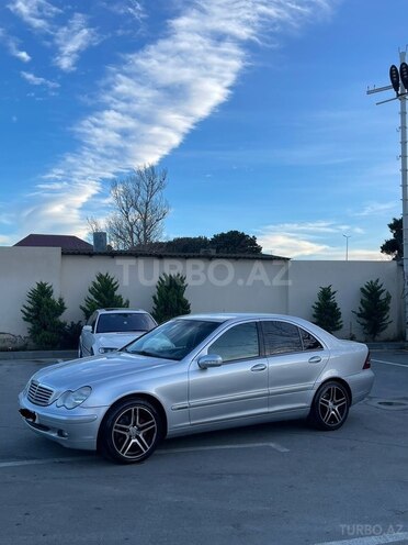 Mercedes C 240 2000, 125,998 km - 2.6 l - Sumqayıt
