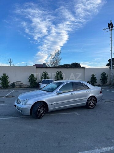 Mercedes C 240 2000, 125,998 km - 2.6 l - Sumqayıt