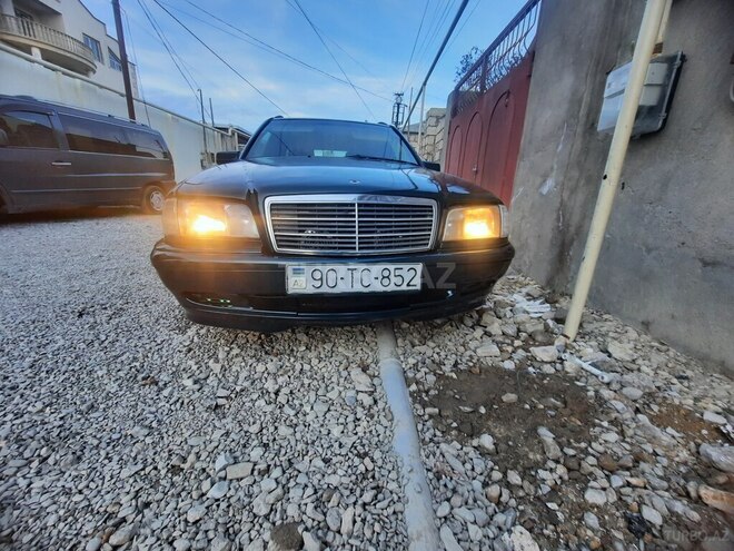 Mercedes C 220 1999, 412,580 km - 2.2 l - Bakı