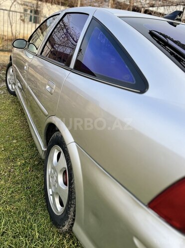 Opel Vectra 1999, 150,000 km - 1.6 l - Bakı