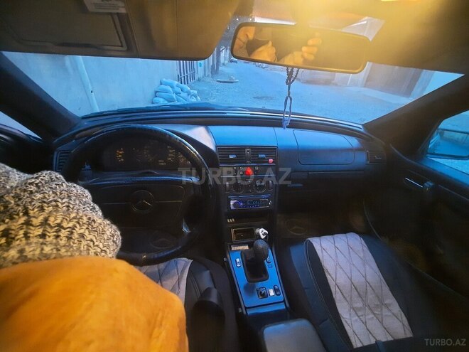 Mercedes C 220 1999, 412,580 km - 2.2 l - Bakı