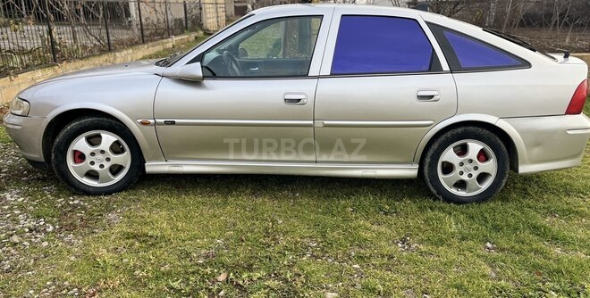 Opel Vectra 1999, 150,000 km - 1.6 l - Bakı
