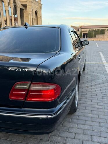 Mercedes E 240 2000, 310,000 km - 2.6 l - Bakı