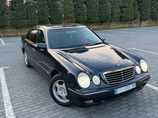 Mercedes E 240 2000, 310,000 km - 2.6 l - Bakı