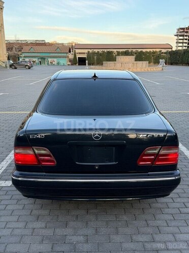 Mercedes E 240 2000, 310,000 km - 2.6 l - Bakı