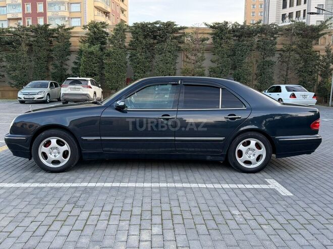 Mercedes E 240 2000, 310,000 km - 2.6 l - Bakı