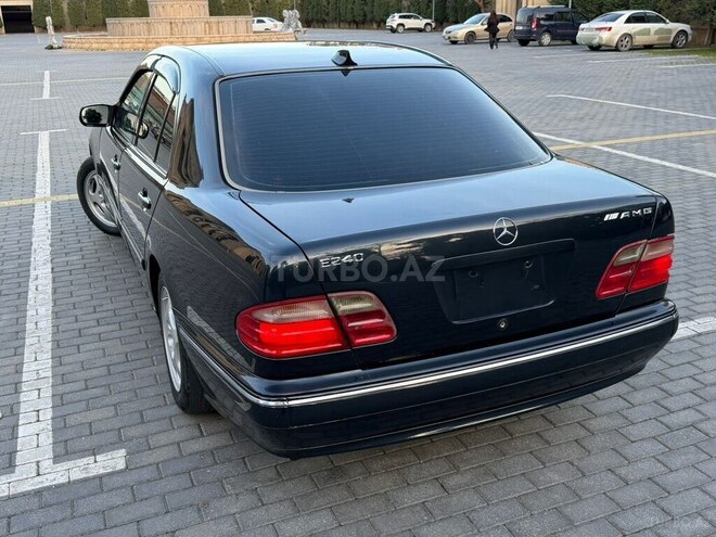 Mercedes E 240 2000, 310,000 km - 2.6 l - Bakı
