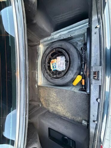 Mercedes E 240 2000, 310,000 km - 2.6 l - Bakı