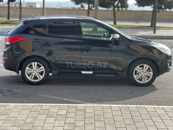 Hyundai ix35 2011, 215,200 km - 2.0 л - Bakı