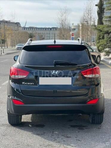 Hyundai ix35 2011, 215,200 km - 2.0 л - Bakı
