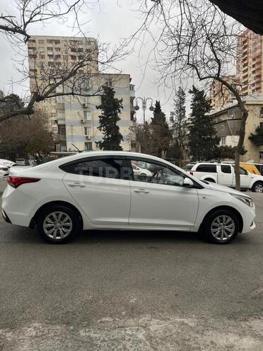 Hyundai Accent 2018, 216,000 km - 1.4 l - Bakı