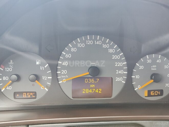 Mercedes E 240 2000, 284,742 km - 2.6 l - Ağdaş