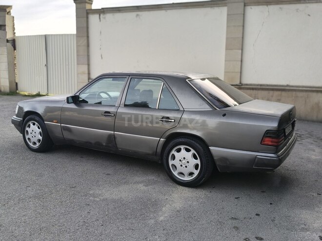 Mercedes 200 E 1992, 401,000 km - 2.0 л - Bakı
