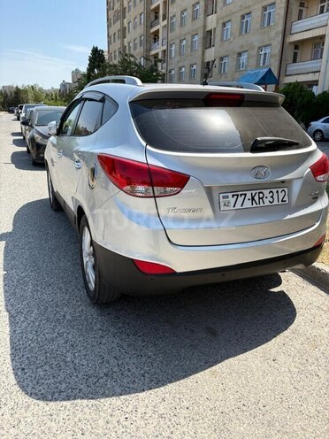 Hyundai Tucson 2009, 228,000 km - 2.0 l - Bakı