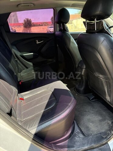 Hyundai Tucson 2009, 228,000 km - 2.0 l - Bakı