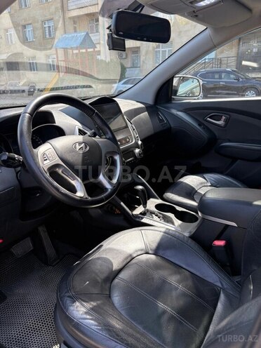 Hyundai Tucson 2009, 228,000 km - 2.0 l - Bakı