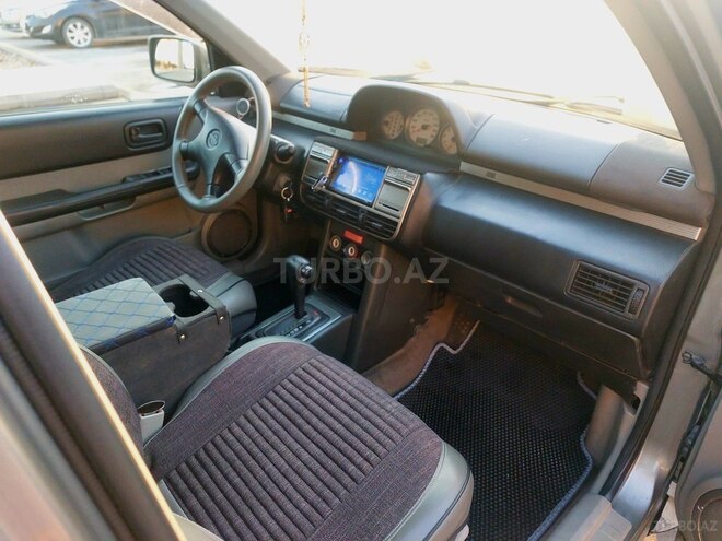 Nissan X-Trail 2003, 270,000 km - 2.0 l - Naxçıvan