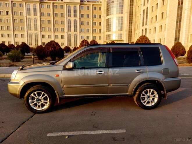 Nissan X-Trail 2003, 270,000 km - 2.0 l - Naxçıvan