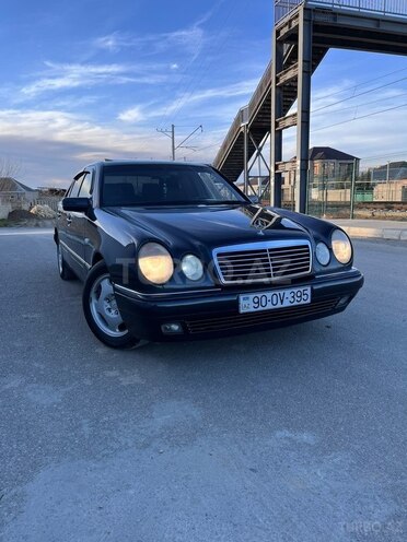 Mercedes E 230 1996, 261,000 km - 2.3 l - Sumqayıt