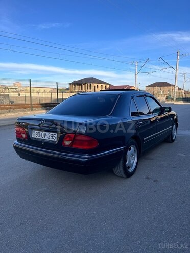 Mercedes E 230 1996, 261,000 km - 2.3 l - Sumqayıt