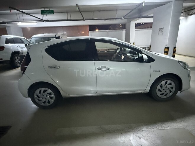 Toyota Aqua 2017, 141,000 km - 1.5 l - Bakı
