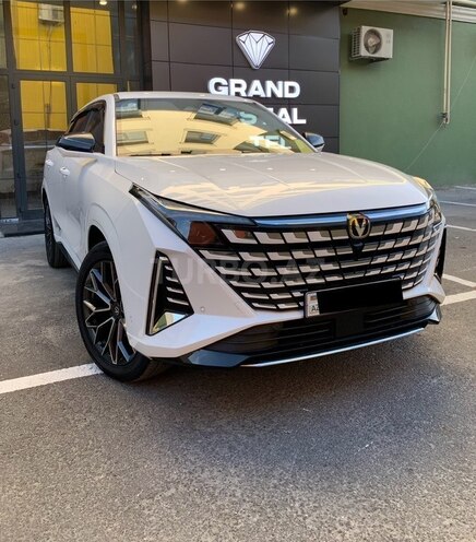 Changan  2025, 36,000 km - 1.5 l - Bakı